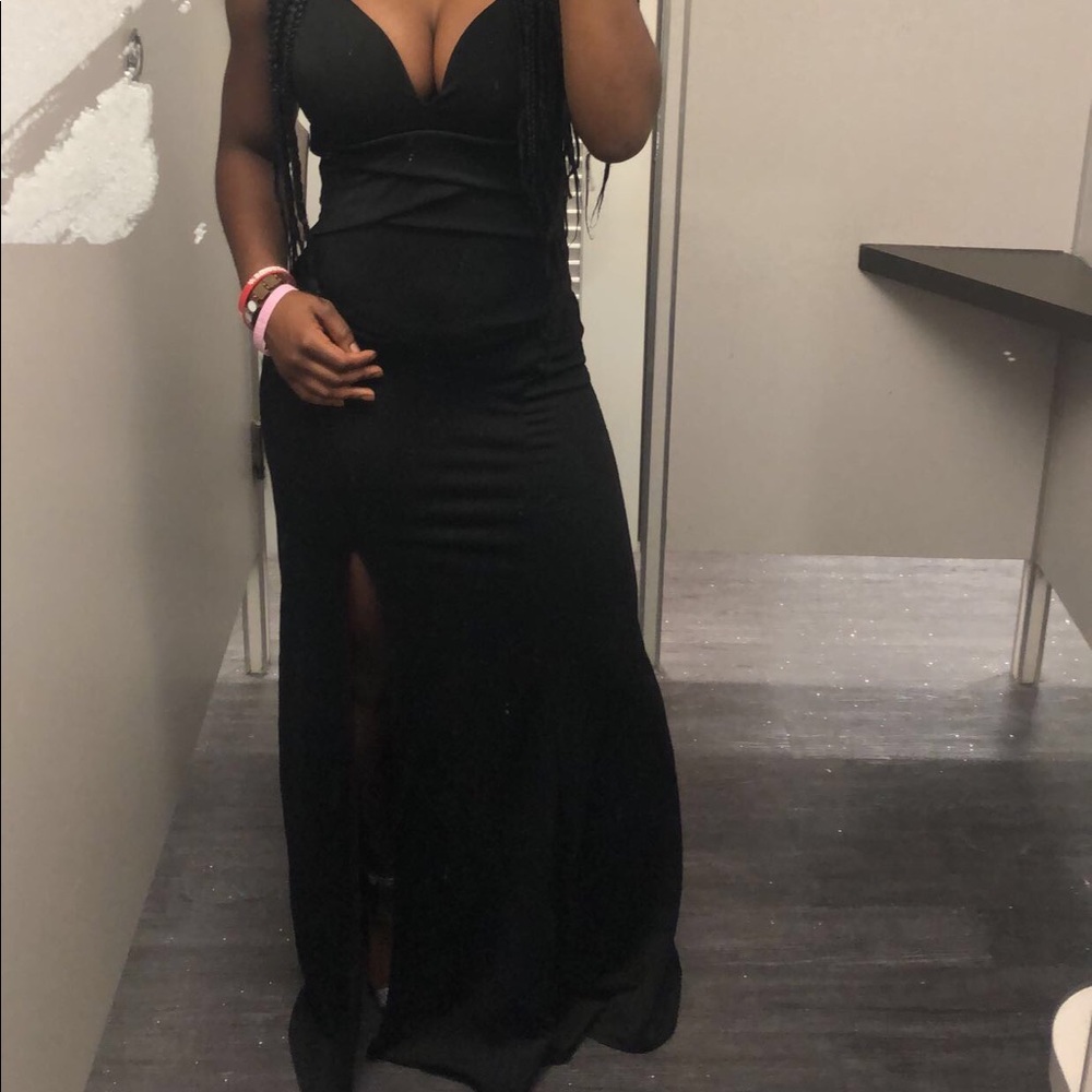 Black prom dress